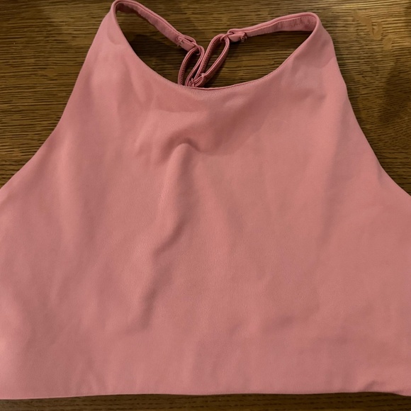 Girlfriend Collective Medium Peach Halter Sports Bra - Picture 1 of 3